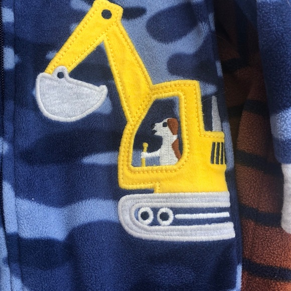 Pajamas - Picture 5 of 7